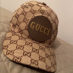 Gucci canvas baseball hat